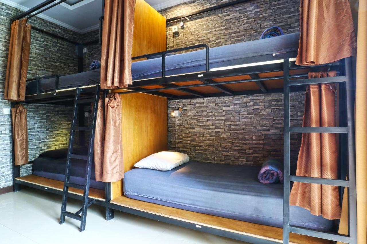 Puji Hostel And Bungalow Ubud ภายนอก รูปภาพ